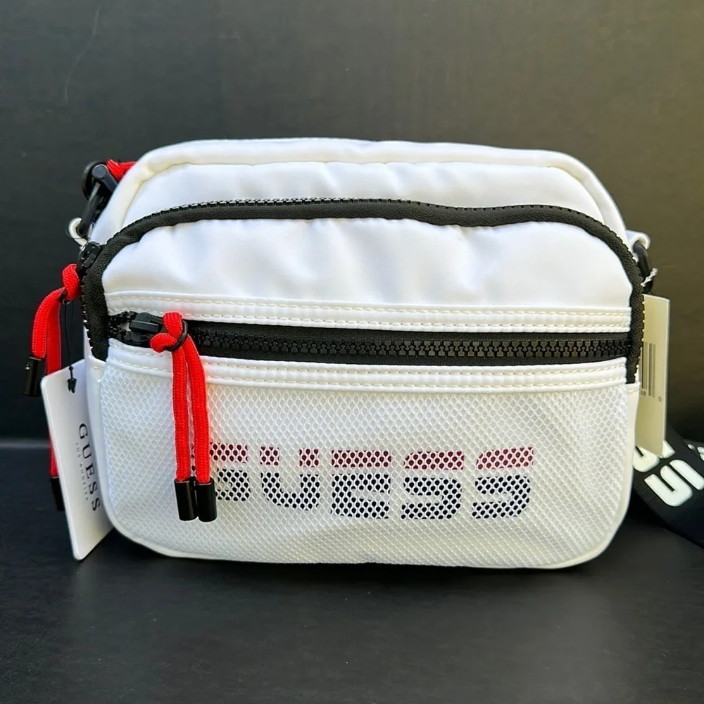 New GUESS Crossbody/Messenger Bag